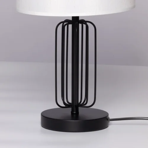 Настольная лампа Шаратон 628030701 MW-Light белая 1 лампа, основание чёрное металл в стиле классический  фото 4