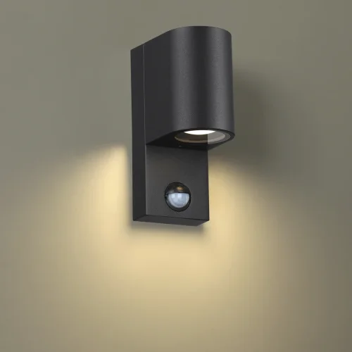 Настенный светильник с датчиком движения Motto 4390/1W Odeon Light уличный IP44 чёрный 1 лампа, плафон чёрный в стиле хай-тек GU10 фото 3