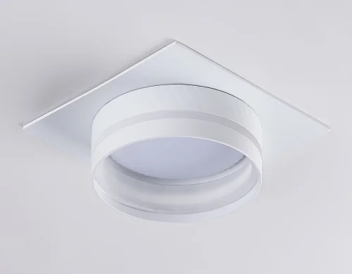 Светильник точечный TN5221 Ambrella light белый 1 лампа, основание белое в стиле современный хай-тек квадратный фото 2