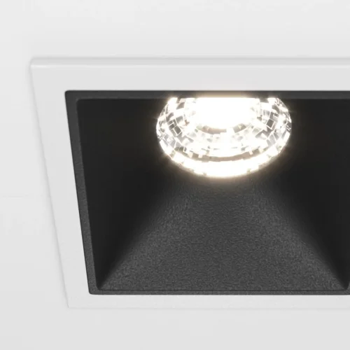 Светильник точечный Alfa LED DL043-01-10W4K-SQ-WB Maytoni белый чёрный 1 лампа, основание белое чёрное в стиле современный  фото 4