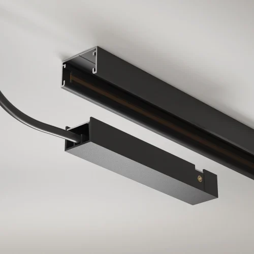 Ввод питания Magnetic track system Basity TRA172B-1B Maytoni чёрный в стиле для светильников серии Magnetic track system Basity basity магнитная фото 5