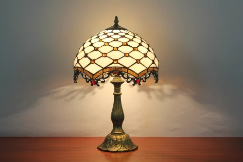 Настольная лампа Тиффани European OFT803 Tiffany Lighting разноцветная коричневая белая 1 лампа, основание коричневое металл в стиле тиффани орнамент фото 2