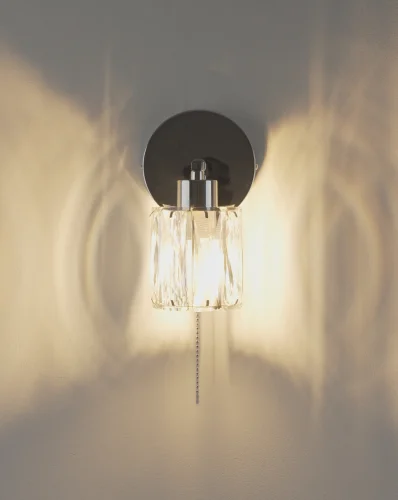 Бра с выключателем Prismique V11687-1W Moderli прозрачный на 1 лампу, основание хром в стиле современный фото 5