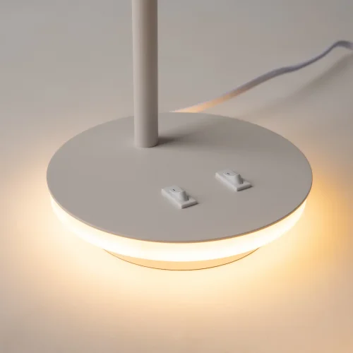 Настольная лампа LED Estudo Z010TL-L8W3K Maytoni белая на 1 лампу, основание белое металл в стиле хай-тек фото 8 Настольная лампа LED Estudo Z010TL-L8W3K Maytoni белая на 1 лампу, основание белое металл в стиле хай-тек фото 8