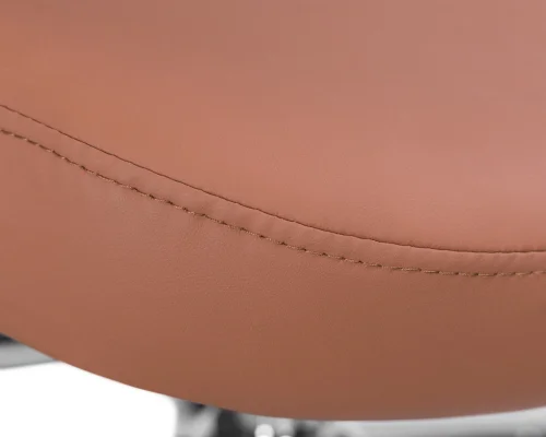 Офисное кресло для руководителей DOBRIN NERO (кирпичный (RXT051-13)) цвет сиденья кирпичный (RXT051-13), цвет основания хромированная сталь Dobrin, кирпичный/экокожа, ножки/металл/, размеры - 1200*1285**** фото 7 Офисное кресло для руководителей DOBRIN NERO (кирпичный (RXT051-13)) цвет сиденья кирпичный (RXT051-13), цвет основания хромированная сталь Dobrin, кирпичный/экокожа, ножки/металл/, размеры - 1200*1285**** фото 7