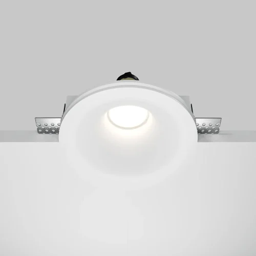 Светильник точечный Gyps Modern DL002-1-01-W-1 Maytoni белый 1 , основание белое в стиле современный хай-тек для затирки фото 4