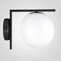 Бра IC Lighting Flos white ball IC C/W Black 123230-22 ImperiumLoft белый 1 лампа, основание чёрное в стиле современный 