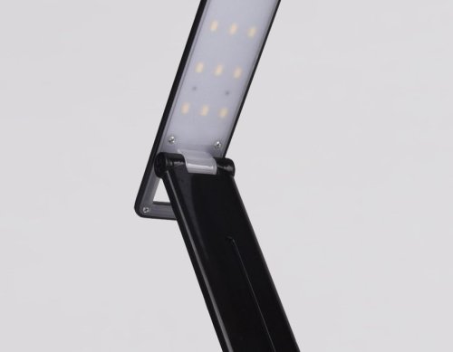 Настольная лампа офисная LED DE501 Ambrella light чёрная 1 лампа, основание чёрное металл в стиле хай-тек современный  фото 4