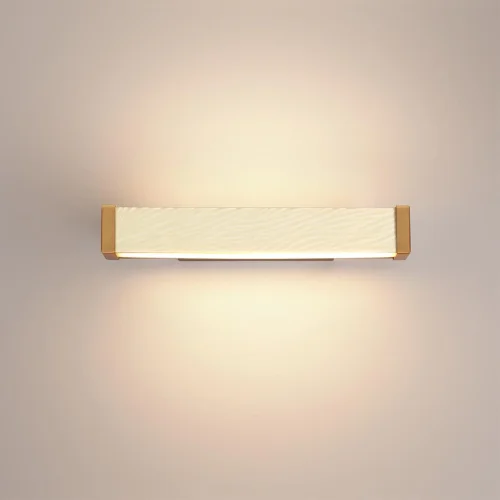 Бра Riviera 5450/10WL Odeon Light белый на 1 лампу, основание латунь в стиле классический современный фото 4 Бра Riviera 5450/10WL Odeon Light белый на 1 лампу, основание латунь в стиле классический современный фото 4