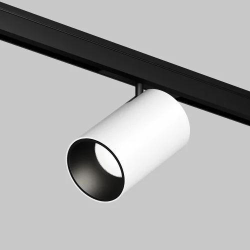 Трековый светильник Focus Led 4000К 5Вт 36° Magnetic track system Levity TR187-1-5W4K-M-BW Maytoni белый для шинопроводов серии Magnetic track system Levity белый чёрный фото 5