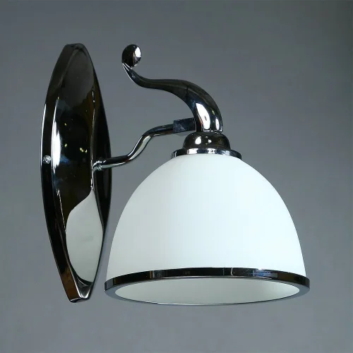 Бра MA02401W/001 Chrome Ambiente by Brizzi белый на 1 лампу, основание хром в стиле современный 