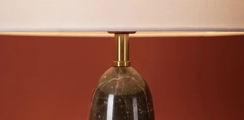 Настольная лампа MarmoLatte FR2054TL-01BS2 Freya белая на 1 лампу, основание чёрное мрамор металл в стиле классический кантри фото 3 Настольная лампа MarmoLatte FR2054TL-01BS2 Freya белая на 1 лампу, основание чёрное мрамор металл в стиле классический кантри фото 3