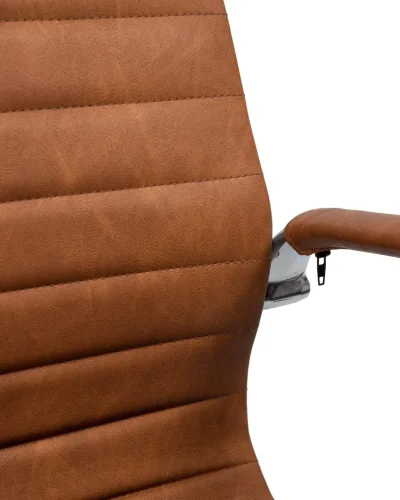 Офисное кресло для руководителей 101F-LMR CLARK, цвет светло-коричневый №321 Dobrin, коричневый/экокожа, ножки/металл/хром, размеры - 1090*1150***680*680 фото 11