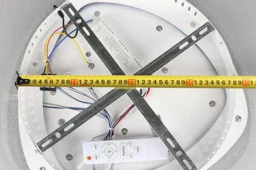 Люстра потолочная Arzano OML-08407-146 Omnilux прозрачная на 1 лампу, основание белое в стиле хай-тек фото 3