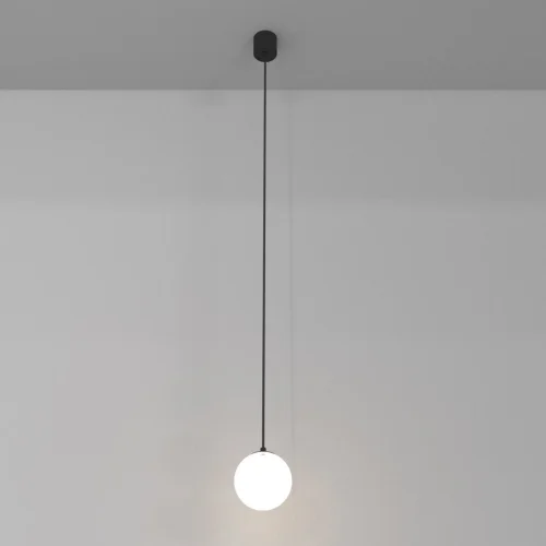 Светильник подвесной LED Luna P039PL-5W4K-10-B Maytoni белый на 1 лампу, основание чёрное в стиле современный хай-тек шар фото 3