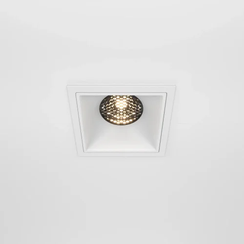 Светильник точечный Alfa LED DL043-01-15W3K-D-SQ-W Maytoni белый на 1 лампу, основание белое в стиле современный фото 9