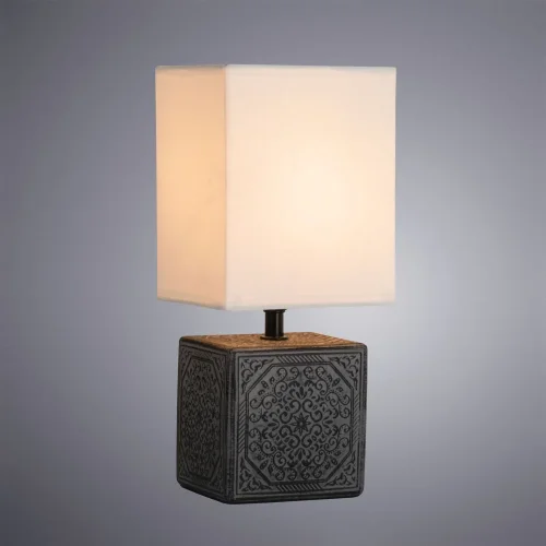 Настольная лампа Megan A4429LT-1BA Arte Lamp белая 1 лампа, основание чёрное керамика в стиле современный  фото 2