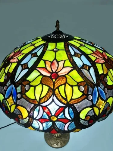 Настольная лампа Тиффани 825-804-03 Velante разноцветная 2 лампы, основание разноцветное бронзовое металл стекло в стиле тиффани орнамент цветы фото 3