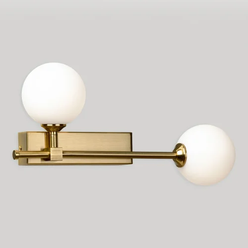 Бра Greensboro LSP-6070 Lussole белый на 2 лампы, основание бронзовое в стиле современный шар