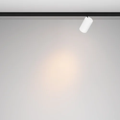 Трековый светильник Focus Led 2700К 9Вт 36° Magnetic track system Levity TR187-1-9W2.7K-M-BW Maytoni белый для шинопроводов серии Magnetic track system Levity белый чёрный фото 7